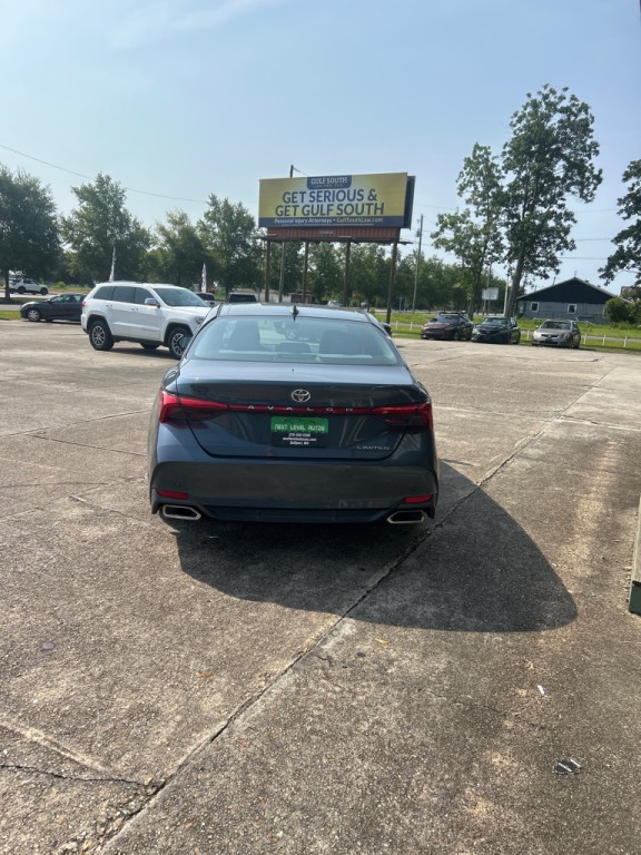 2020 Toyota Camry Image 3