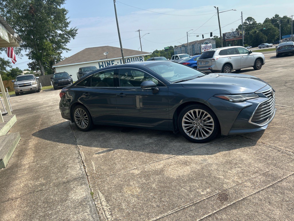 2020 Toyota Camry Image 5