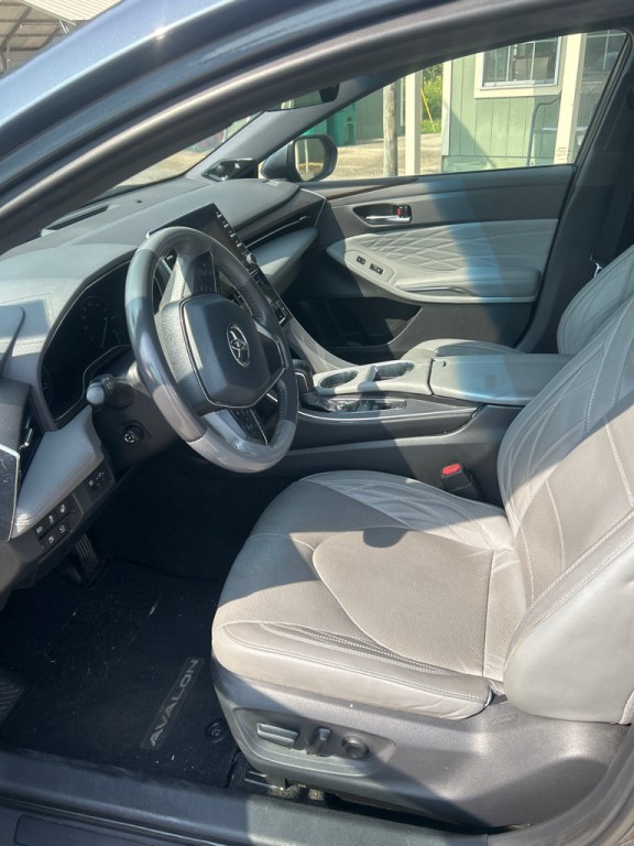 2020 Toyota Camry Image 11
