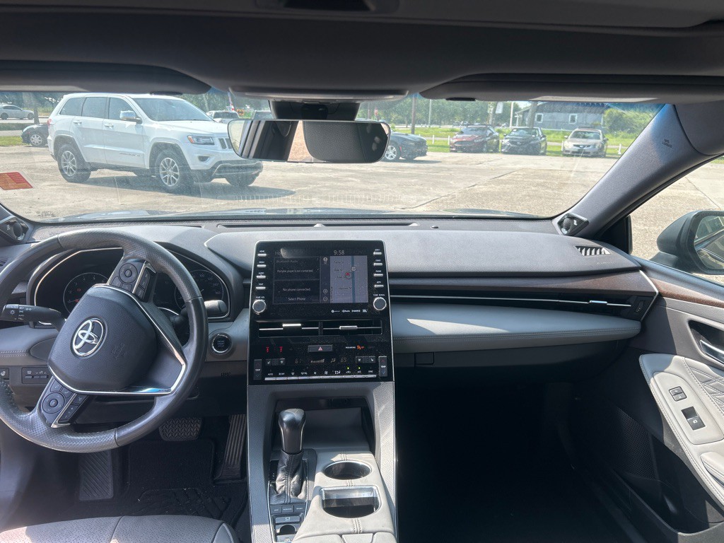 2020 Toyota Camry Image 16