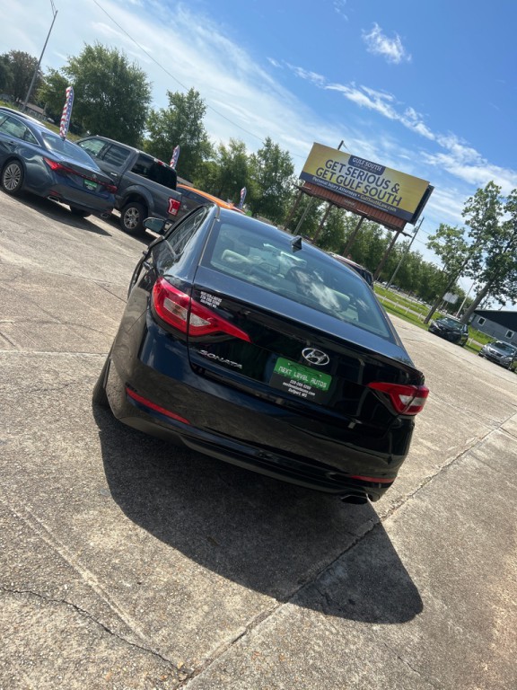 2016 Hyundai Sonata Image 3