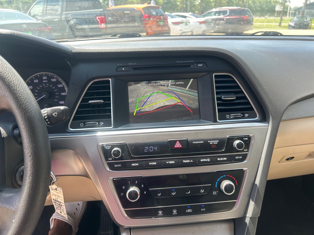 2016 Hyundai Sonata Image 9
