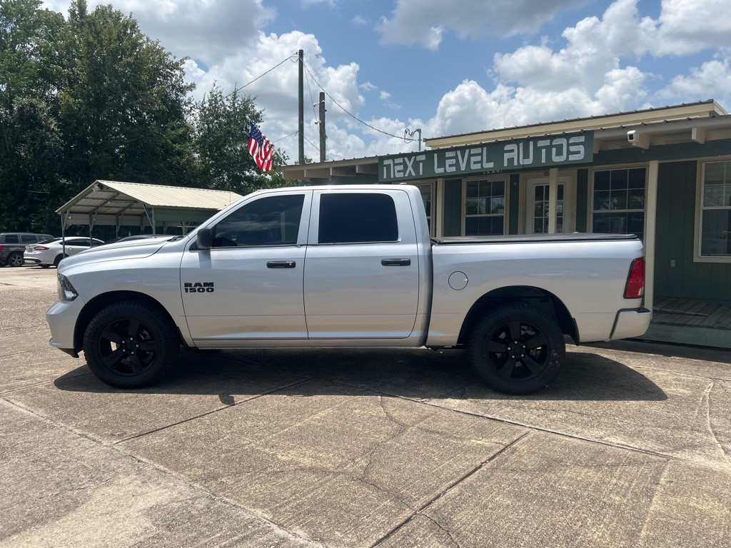 2018 RAM 1500 Image 2