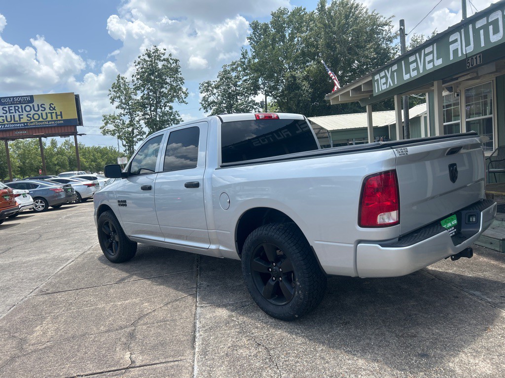 2018 RAM 1500 Image 3