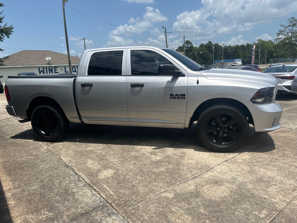 2018 RAM 1500 Image 7