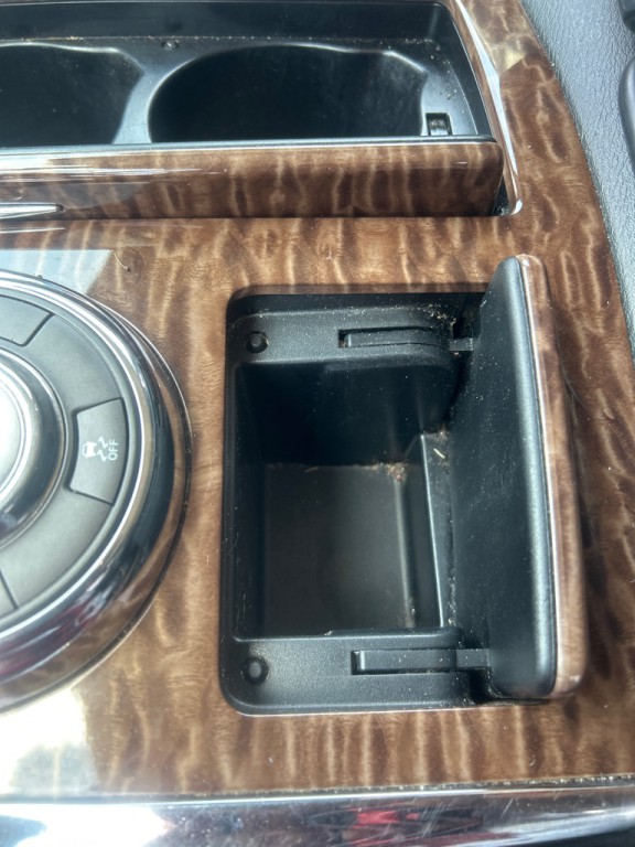 2019 Nissan Armada Image 14