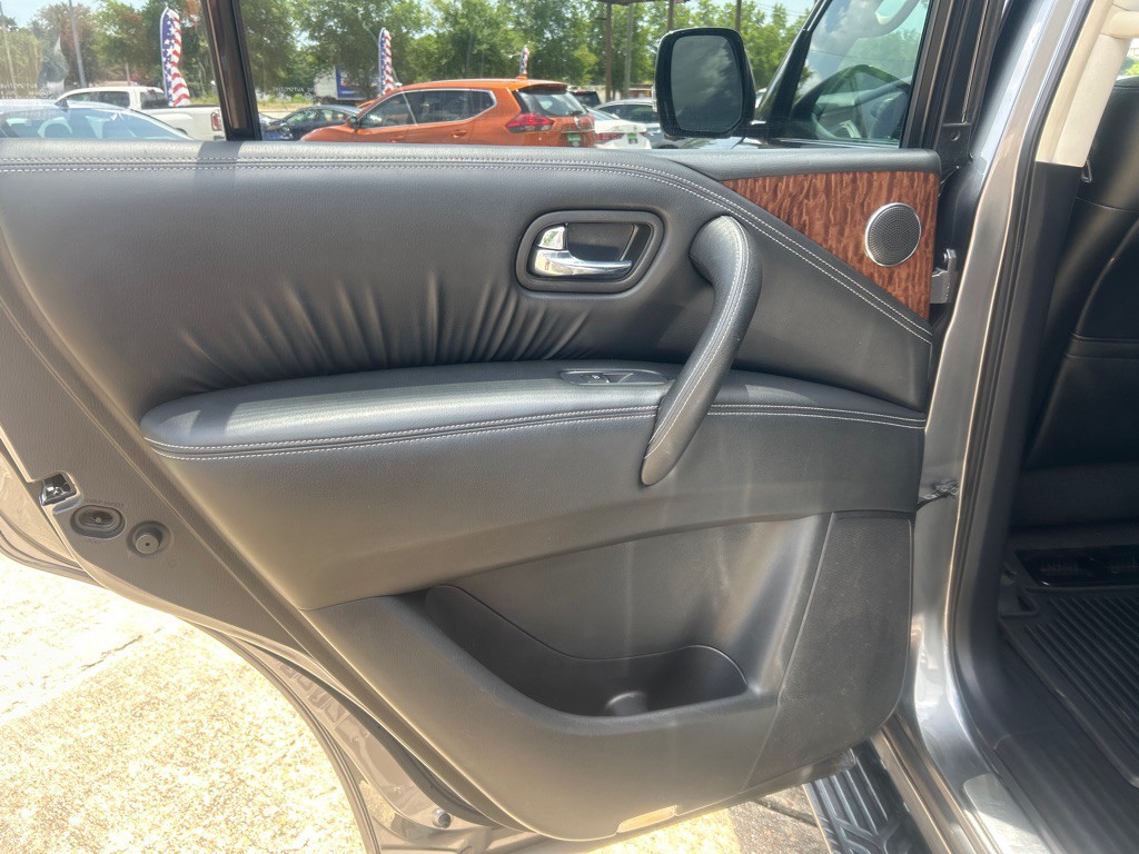 2019 Nissan Armada Image 16