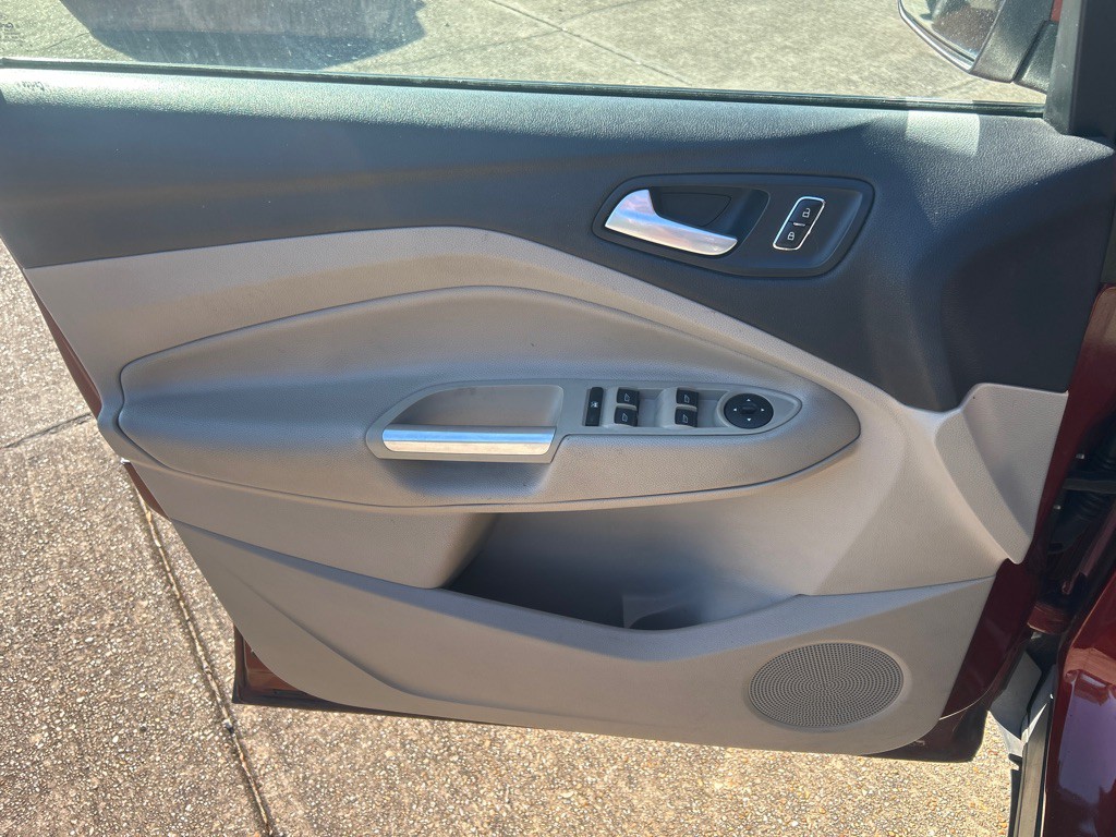 2015 Ford Escape Image 10