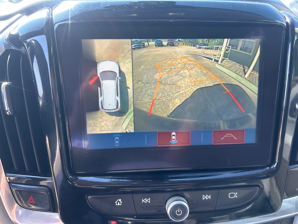 2019 Chevrolet Traverse Image 11