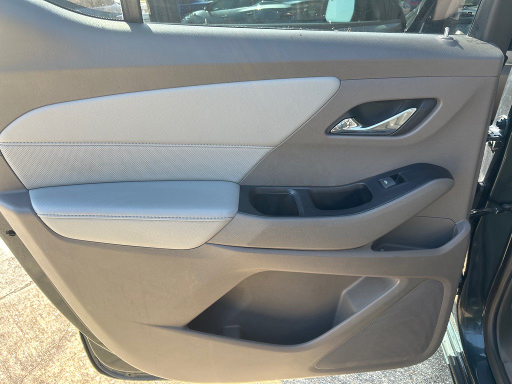 2019 Chevrolet Traverse Image 16
