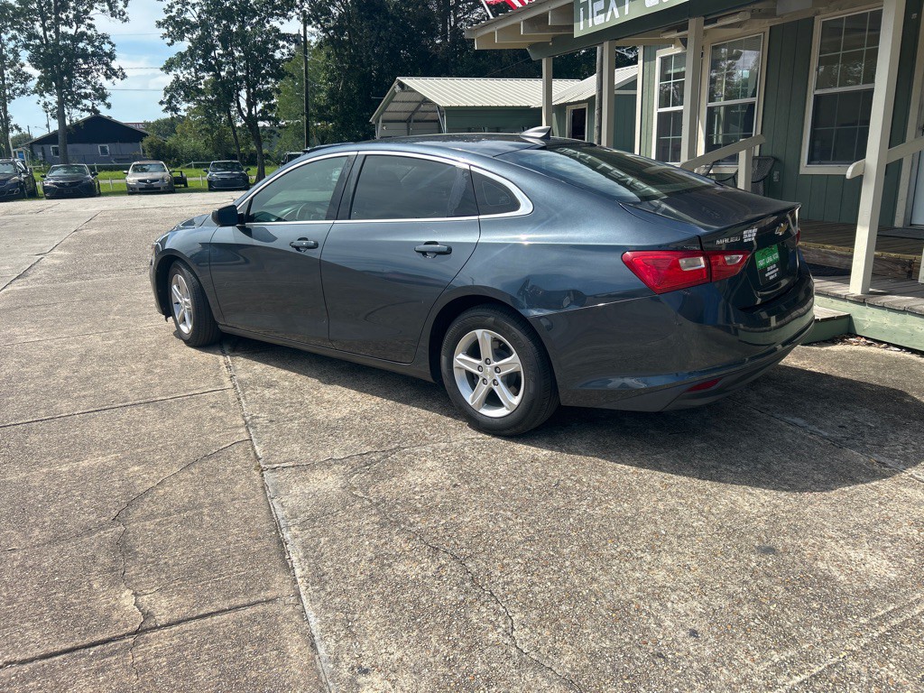 2020 Chevrolet Malibu Image 4