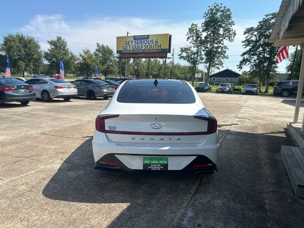 2021 Hyundai Sonata Image 3