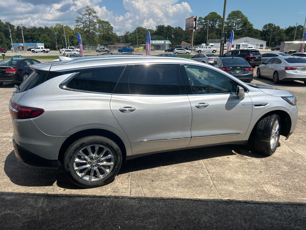 2021 Buick Enclave Image 5