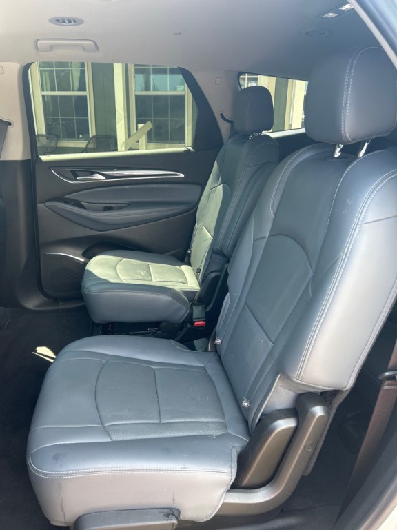 2021 Buick Enclave Image 15