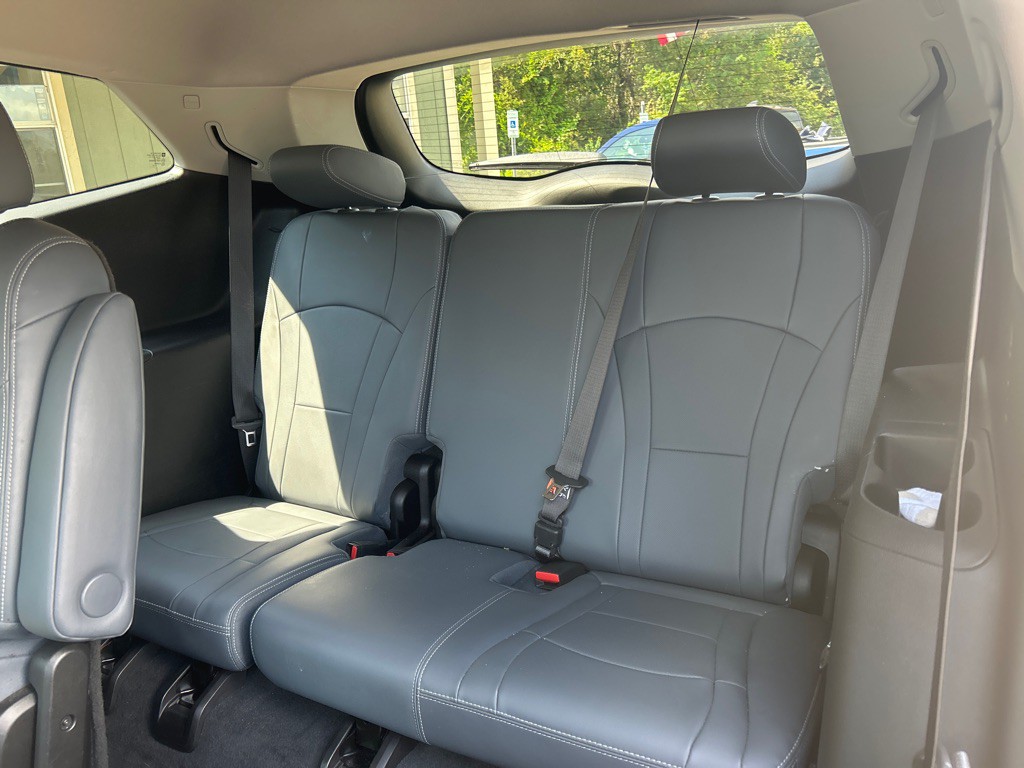 2021 Buick Enclave Image 16
