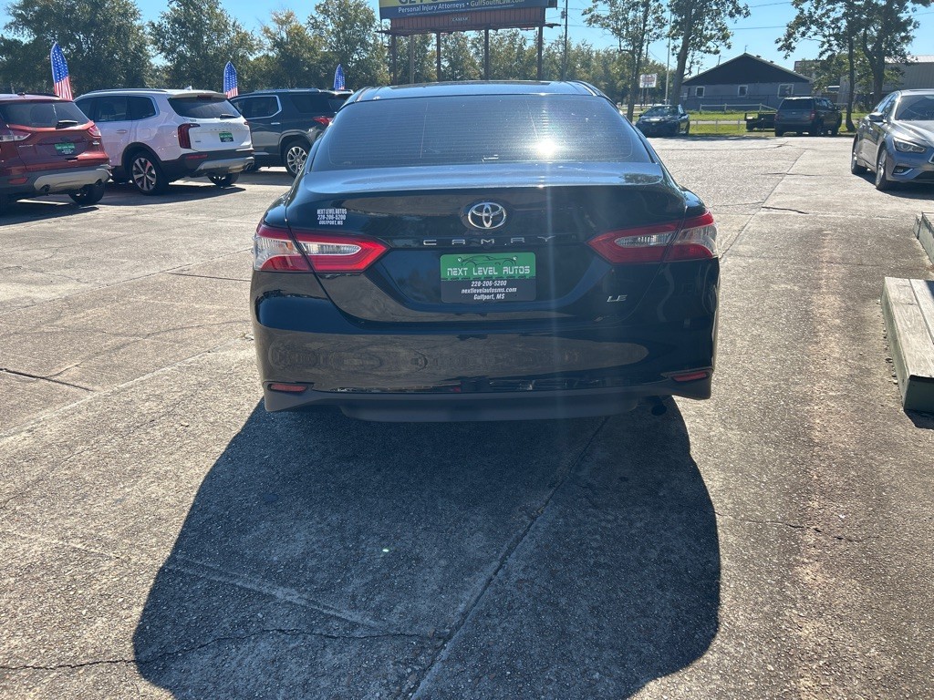2018 Toyota Camry Image 3