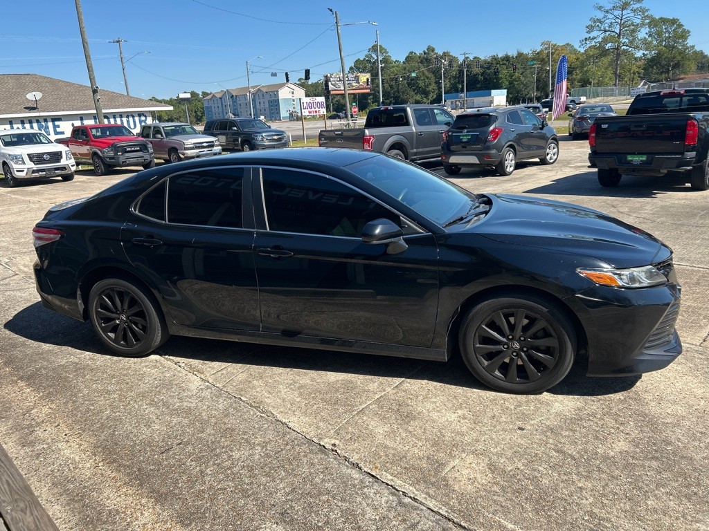 2018 Toyota Camry Image 5