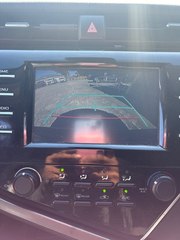 2018 Toyota Camry Image 10