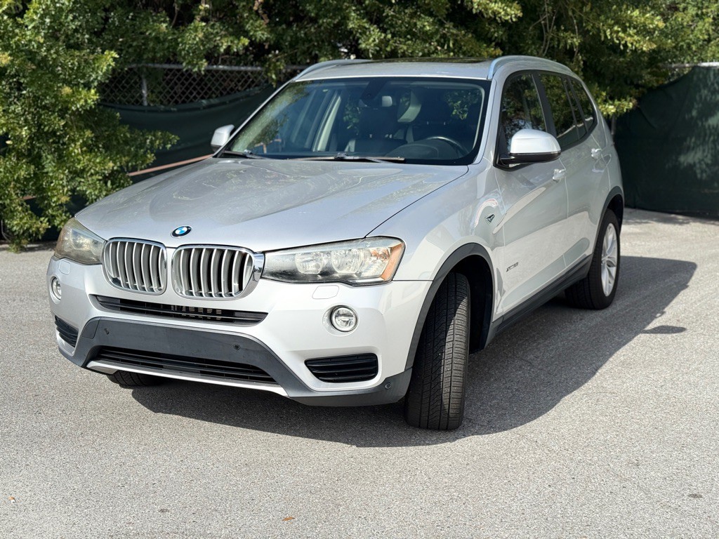 2016 BMW X3 Image 2