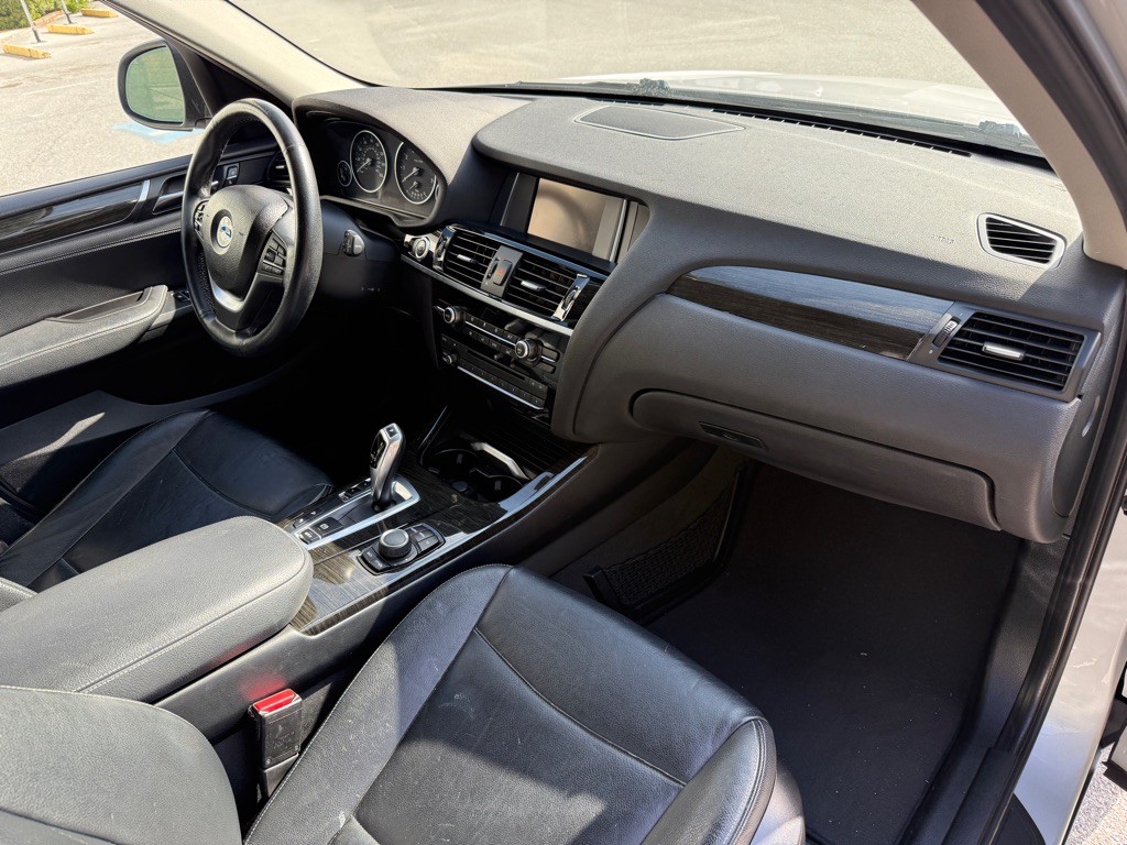 2016 BMW X3 Image 22