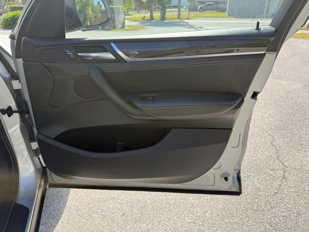 2016 BMW X3 Image 23