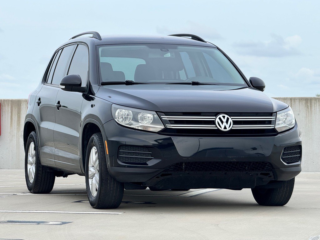 2017 Volkswagen Tiguan Image 2