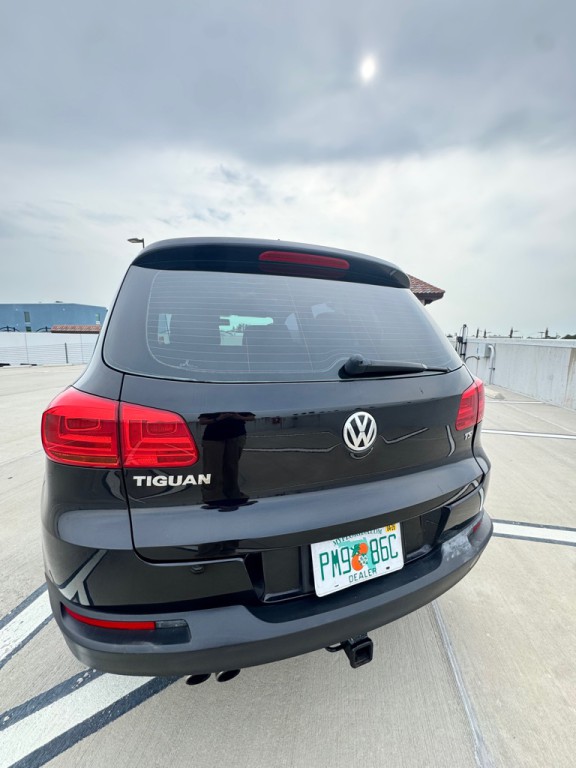 2017 Volkswagen Tiguan Image 9