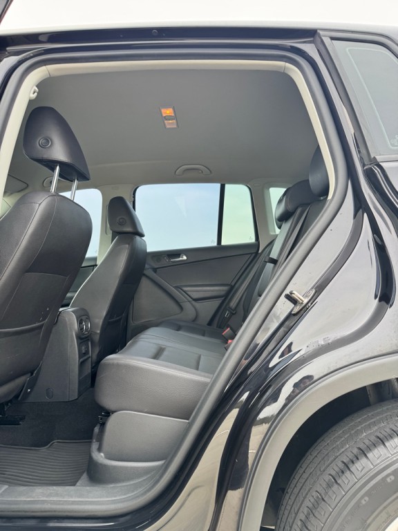 2017 Volkswagen Tiguan Image 15