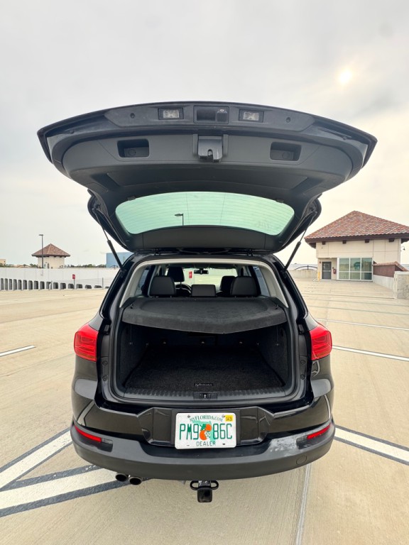 2017 Volkswagen Tiguan Image 17