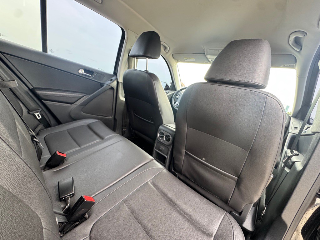 2017 Volkswagen Tiguan Image 18