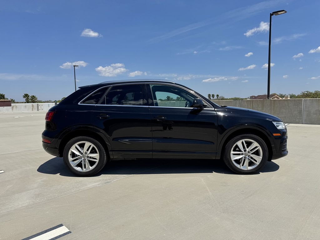 2016 Audi Q3 Image 3