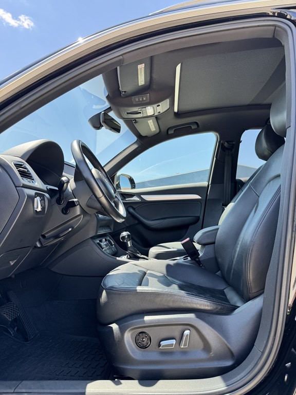 2016 Audi Q3 Image 12
