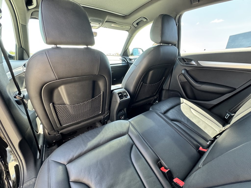 2016 Audi Q3 Image 14