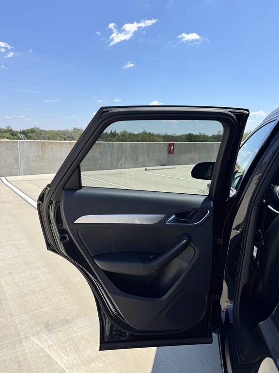 2016 Audi Q3 Image 16