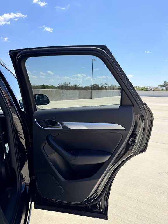 2016 Audi Q3 Image 20