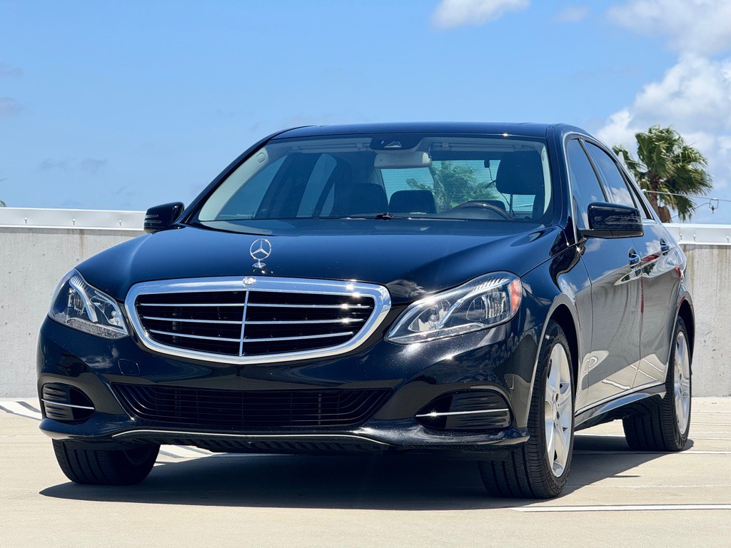 2014 Mercedes-Benz E-Class Image 2