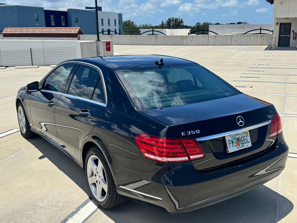 2014 Mercedes-Benz E-Class Image 4