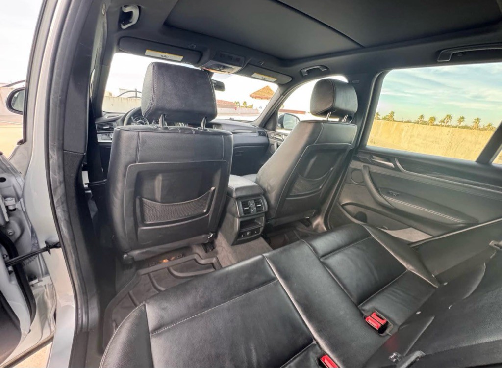 2017 BMW X3 Image 11