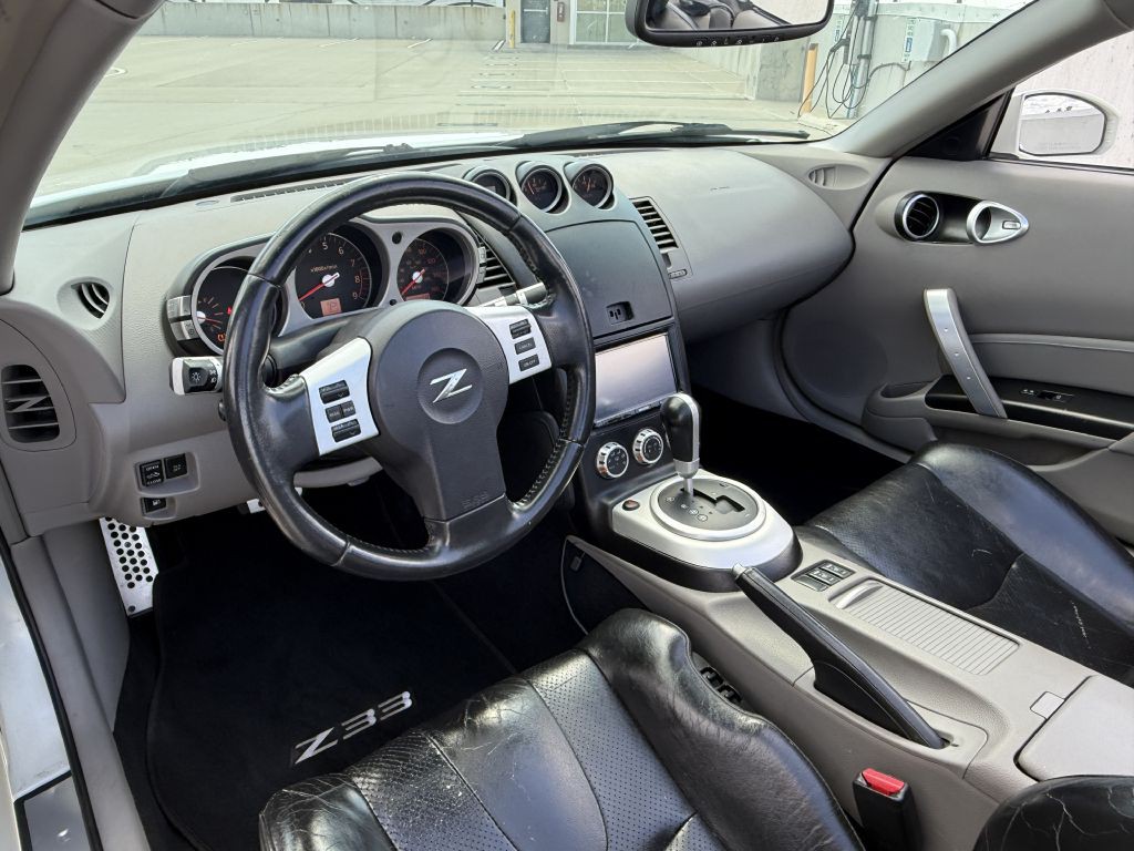 2007 Nissan 350Z Image 10