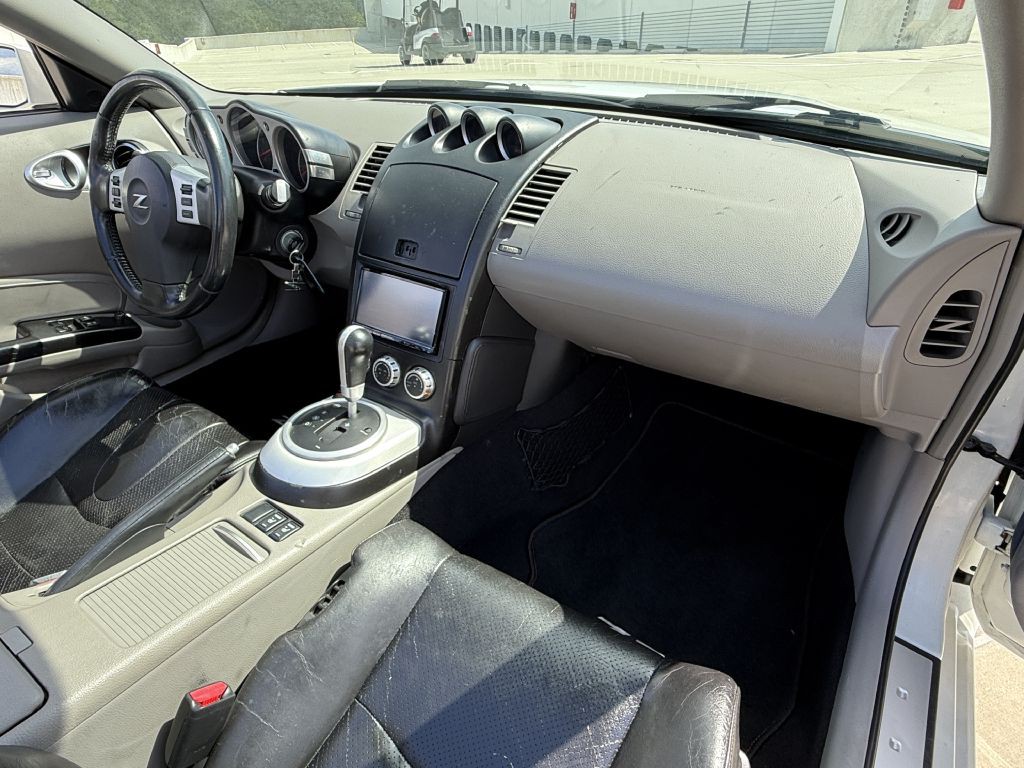 2007 Nissan 350Z Image 15