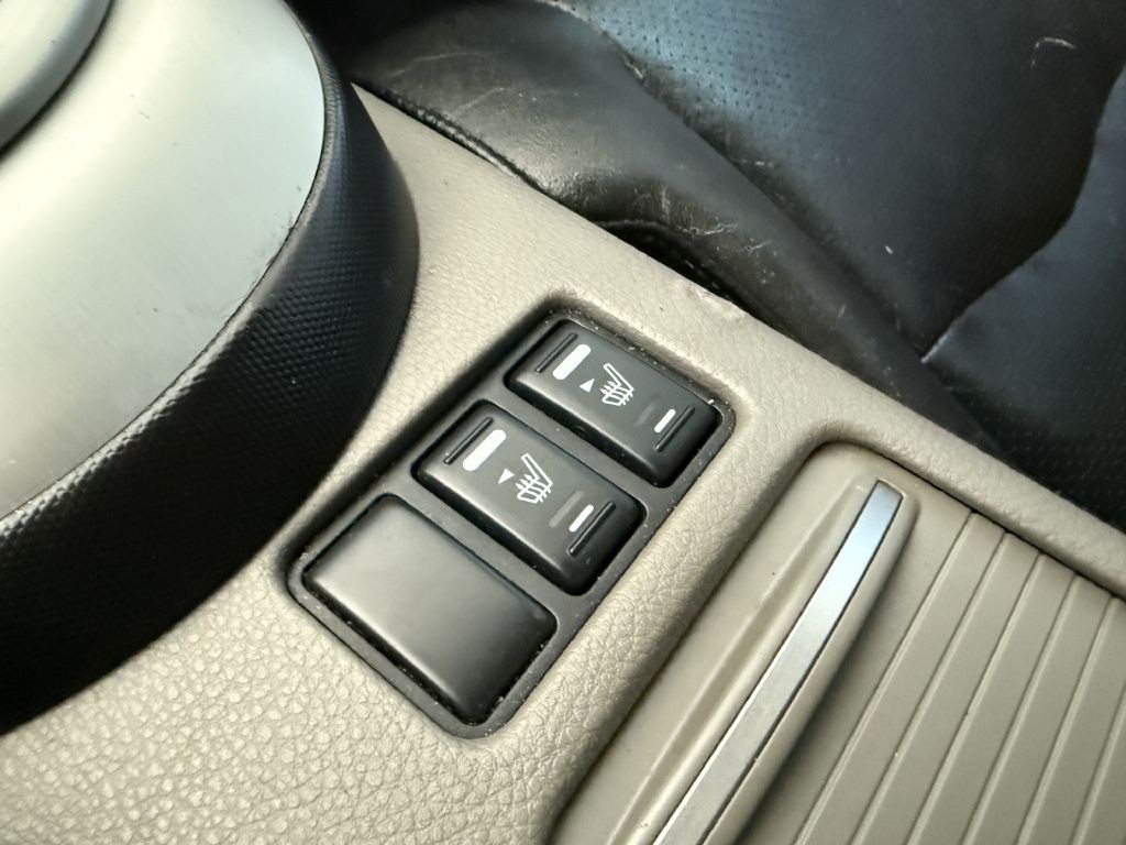 2007 Nissan 350Z Image 23