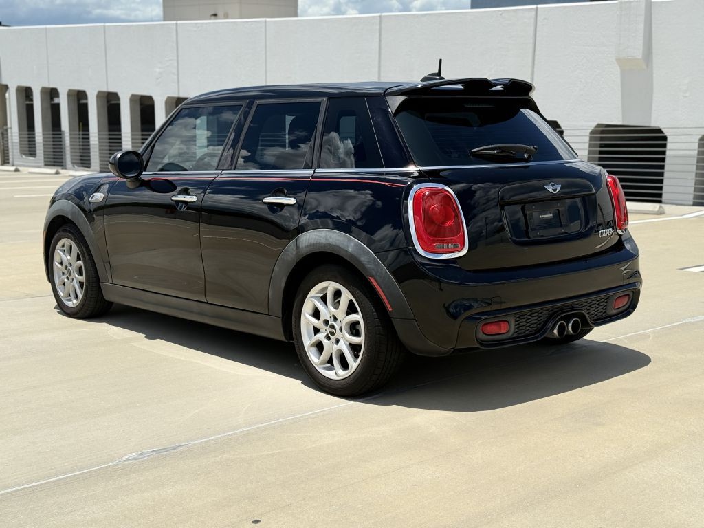 2016 MINI Cooper Image 3