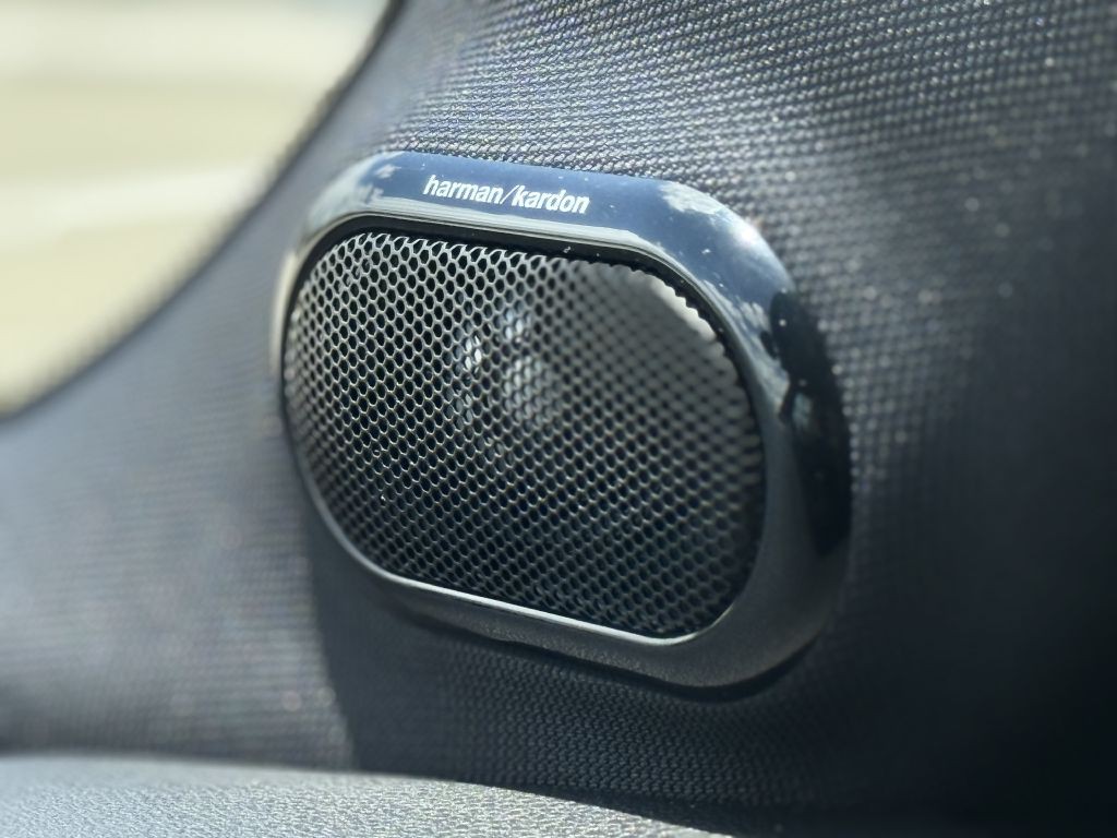 2016 MINI Cooper Image 27
