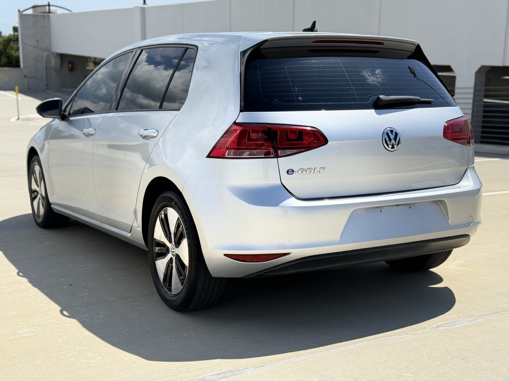2016 Volkswagen Golf Image 3