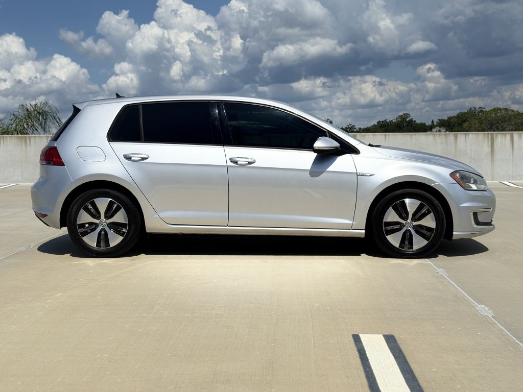 2016 Volkswagen Golf Image 5
