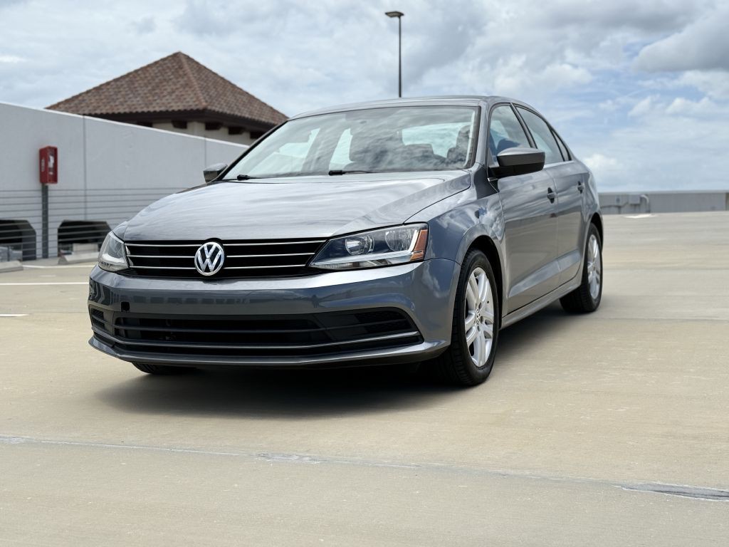 2017 Volkswagen Jetta Image 1