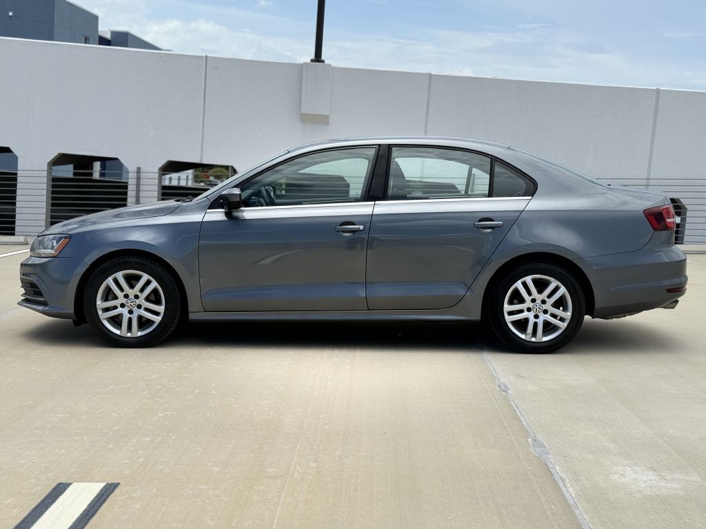 2017 Volkswagen Jetta Image 3