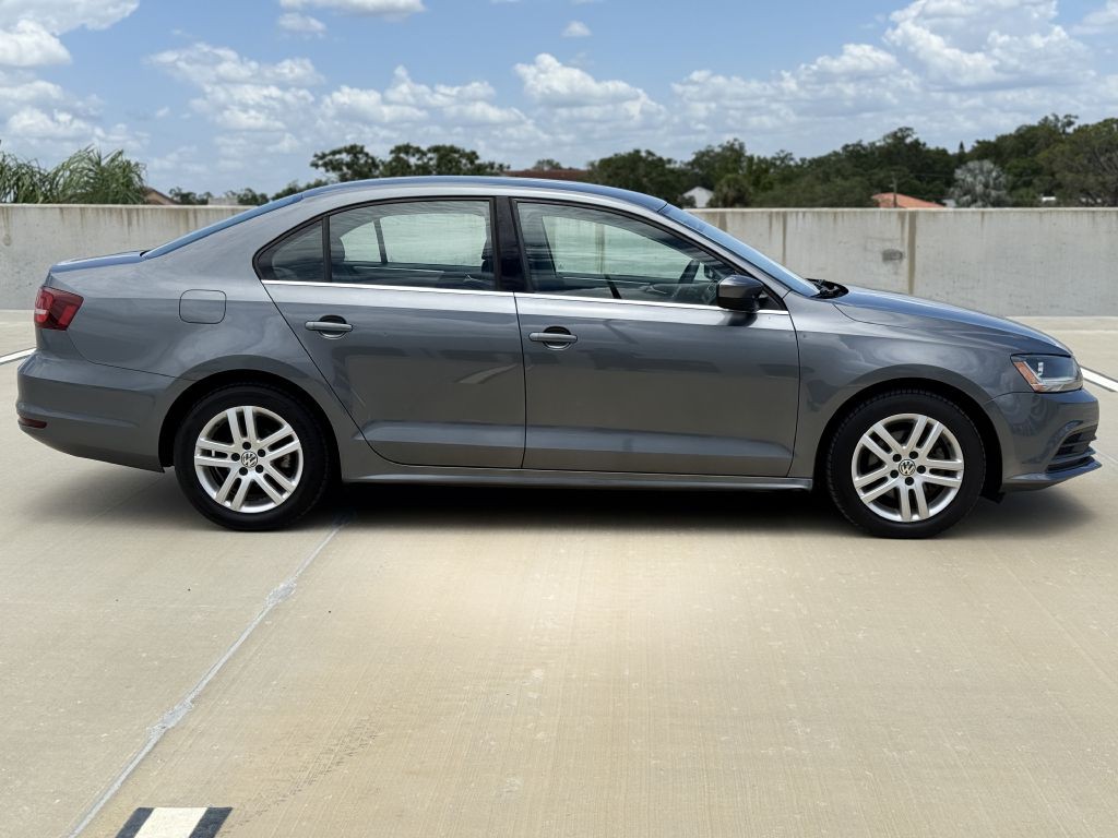 2017 Volkswagen Jetta Image 7
