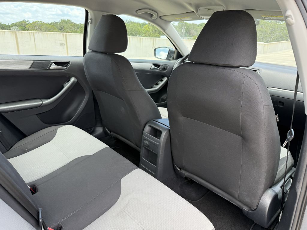 2017 Volkswagen Jetta Image 18