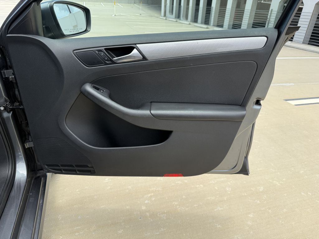 2017 Volkswagen Jetta Image 22